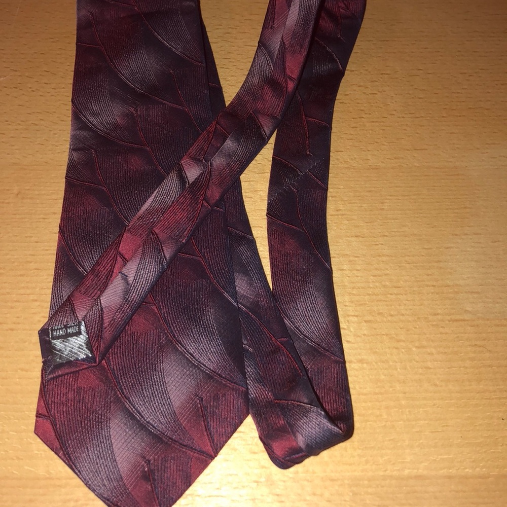 Emilio ponte  red tie